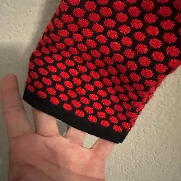 Express Women's Red Polka Dot 3/4 Sleeve Knit Boat Neck Sweater Size Medium - Picture 6 of 9